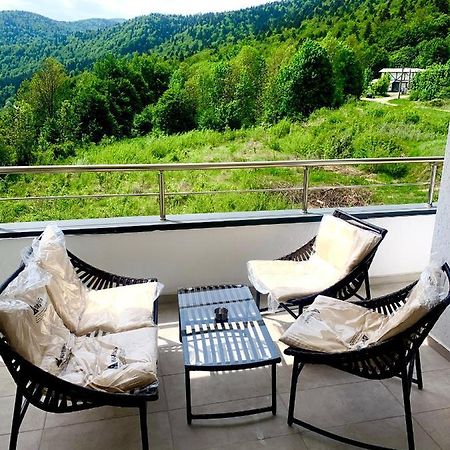 Panoramic Forest View Sinaia - Balcony And Private Parking Exterior foto