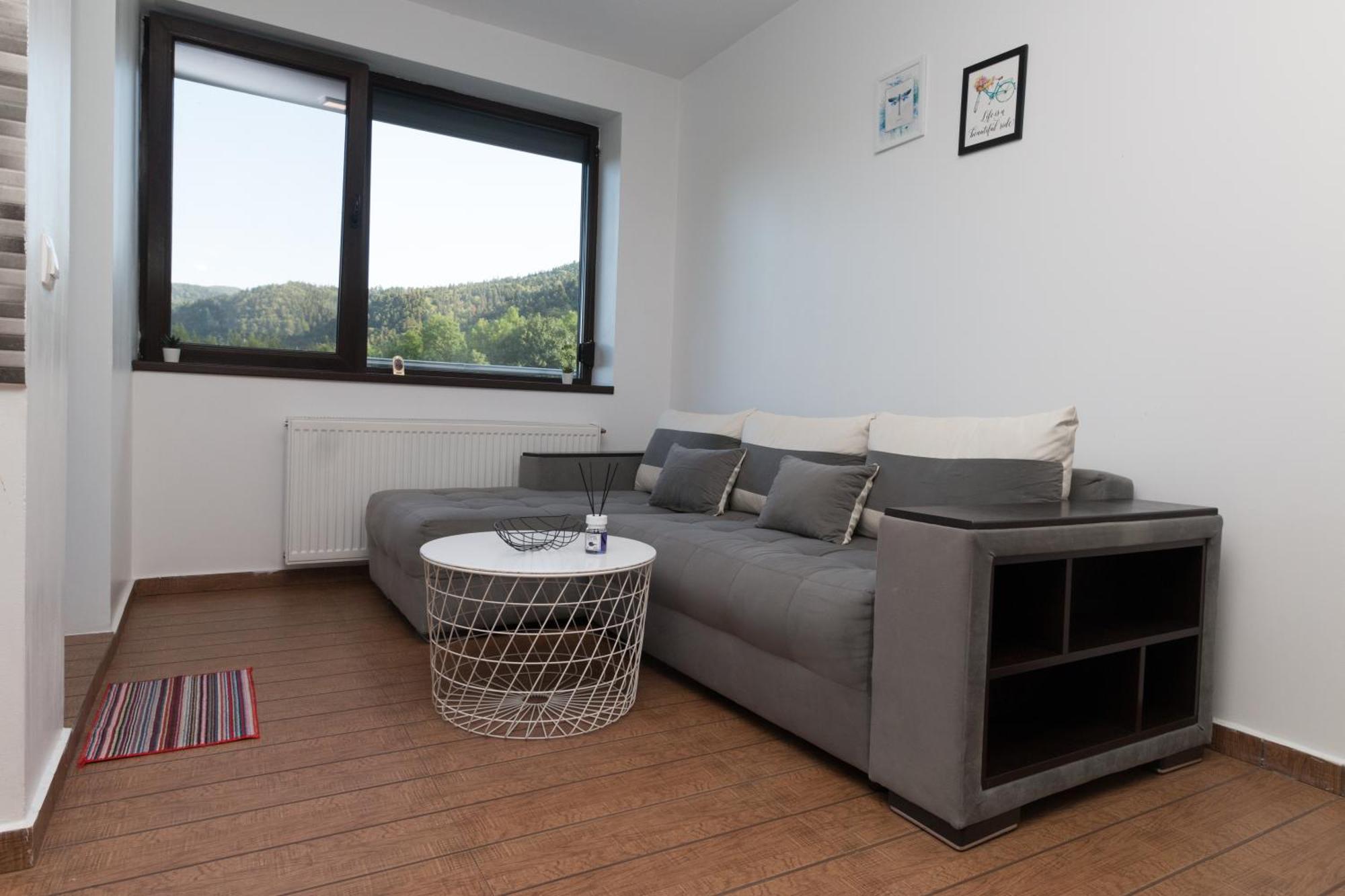 Apartamento Relax View Ap With Private Parking Sinaia Exterior foto